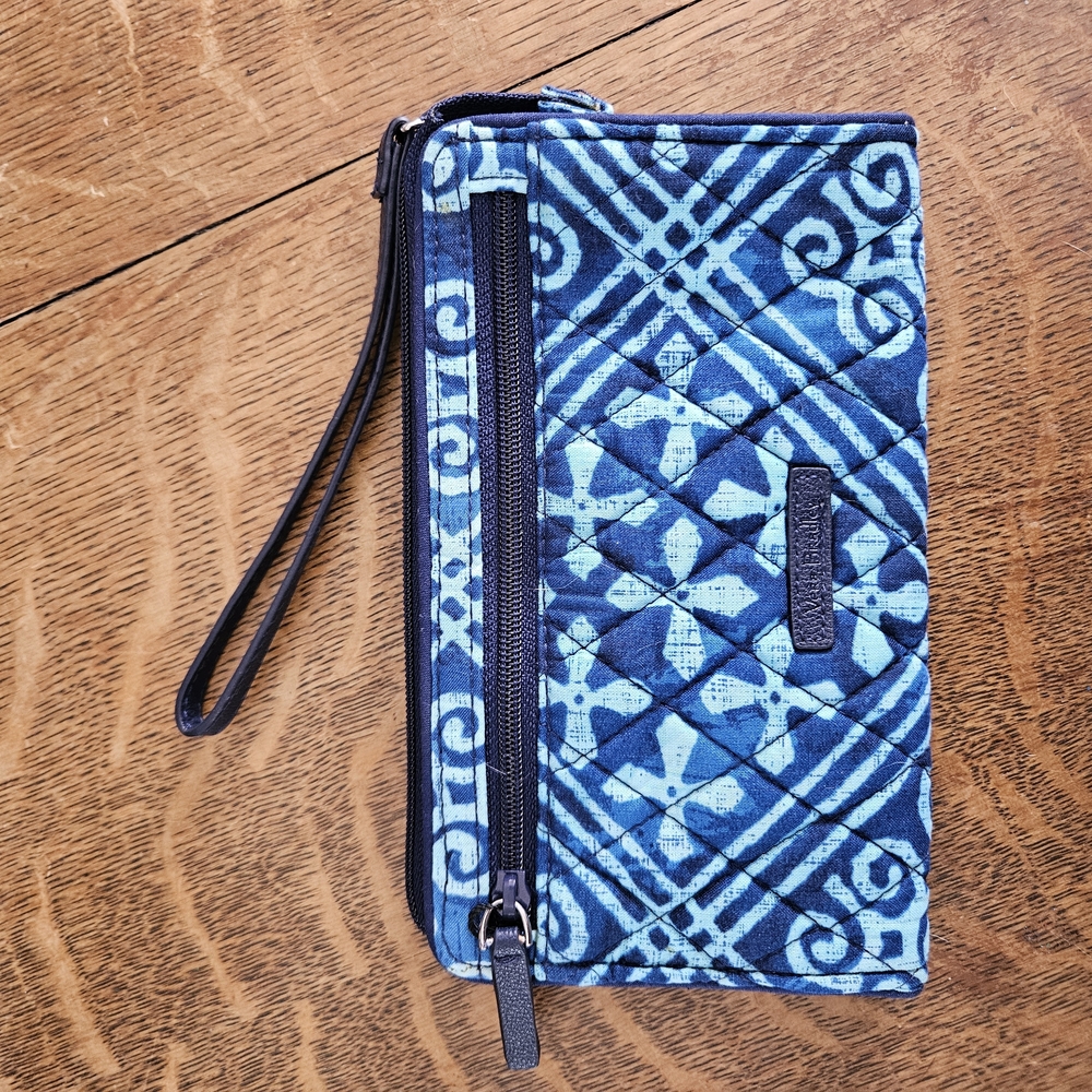 Vera Bradley Blue Patterned Quilted Wristlet